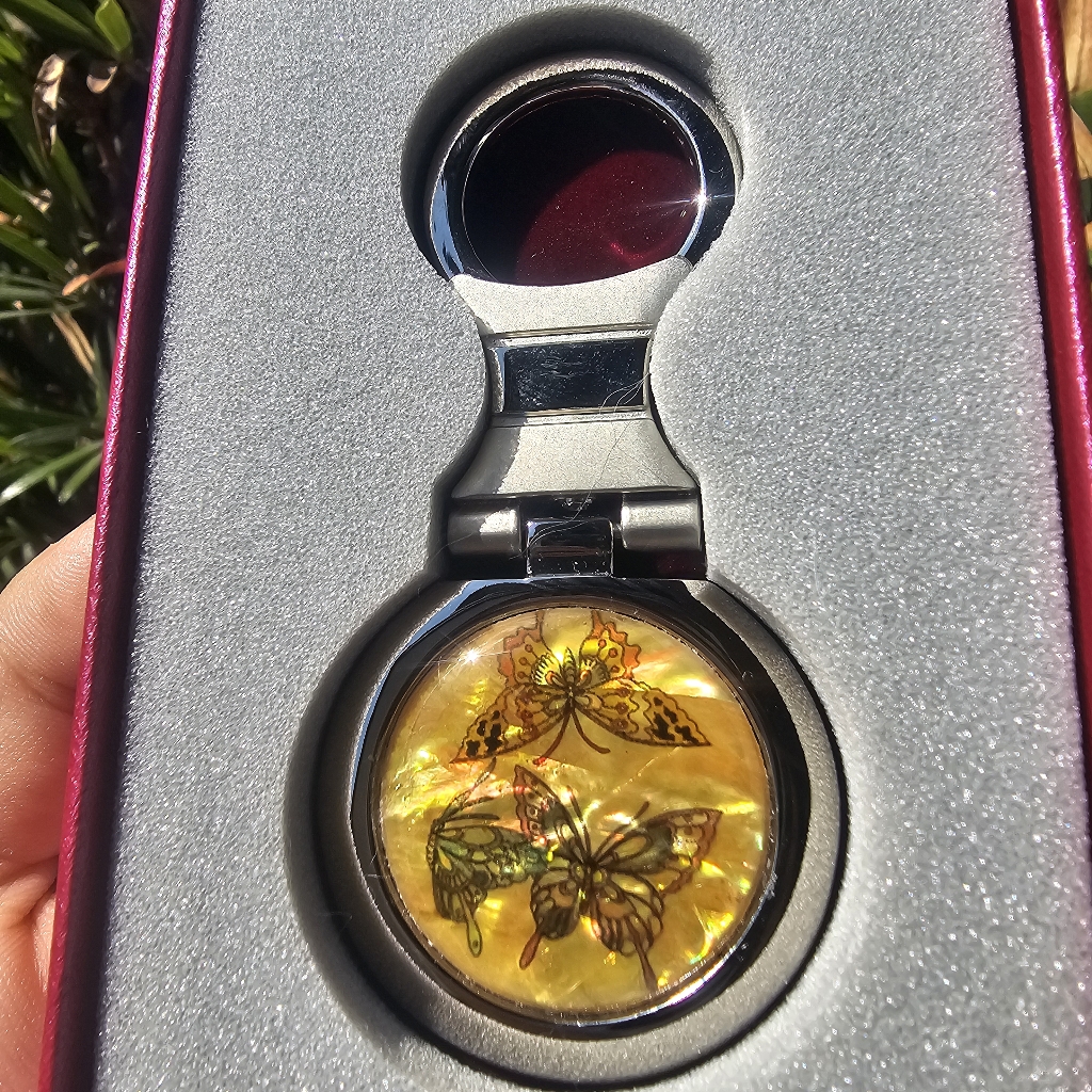 Korean Mother Of Pearl Butterfly Keychain